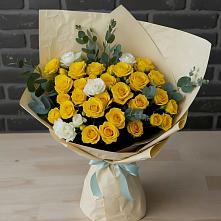 Букет цветов из:  Розы в Казани