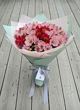 Букет цветов из:  Альстромерии в Казани
