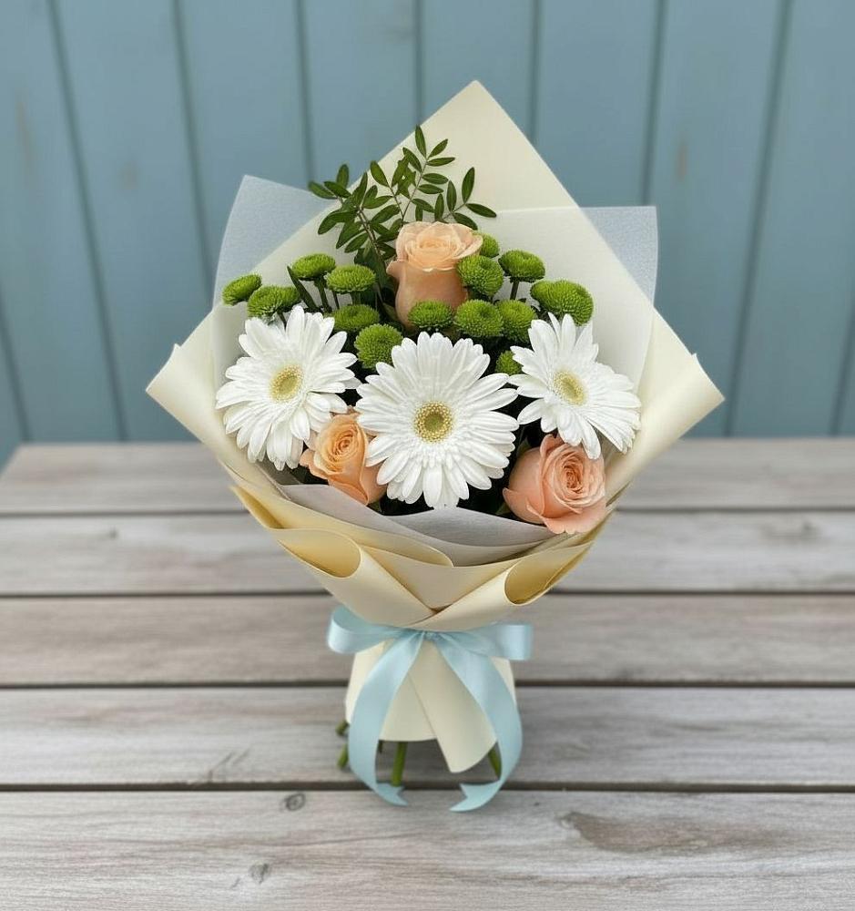 Букет цветов из: Герберы, Розы и Хризантемы в Казани