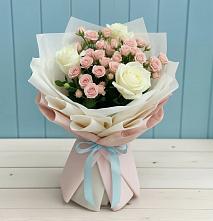 Букет цветов из:  Розы в Казани