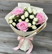 Букет цветов из:  Розы в Казани