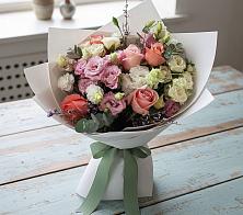 Букет цветов из:  Розы, Лизиантусы и Гвоздики #REPLACE_PRED# Казани