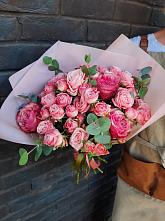 Букет цветов из:  Розы в Казани